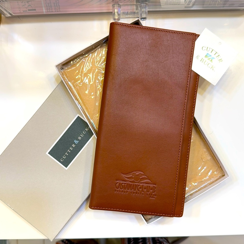 NEW Leather and tweed Disney Castaway Club Travel Wallet by Cutter & Buck